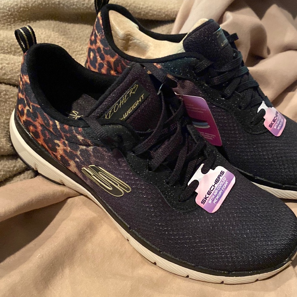 Skechers Flex Appeal 3 Leopard Path Shoes Womens Sz 8 Sneakers 13476 Black